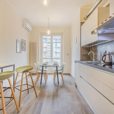 Vista Mole, Centro A 15 Min - Luxury & Fast Wifi Apartament Turyn
